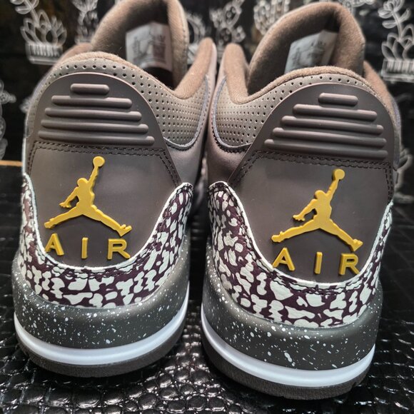 Custom Jordan 3-Inspired Sneakers – Travis Scott Fantasy Colorway Size US 11 - Picture 3 of 11